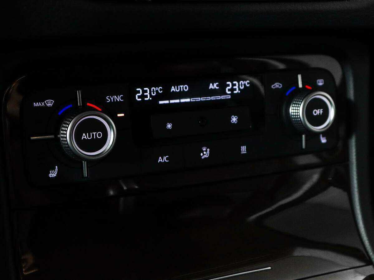 Купить Volkswagen Touareg, 2016, 117 163 км, фото №16