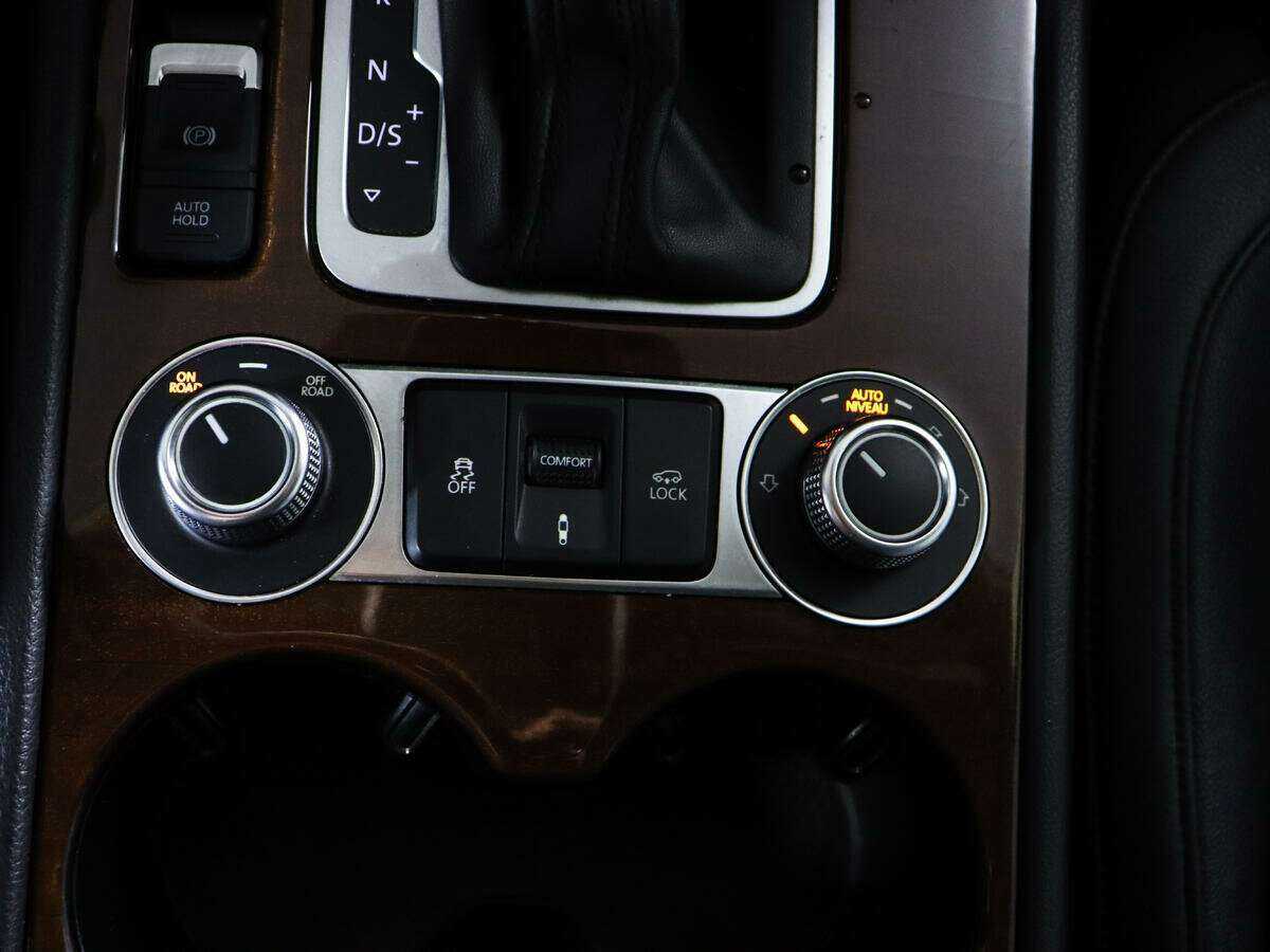 Купить Volkswagen Touareg, 2016, 117 163 км, фото №17