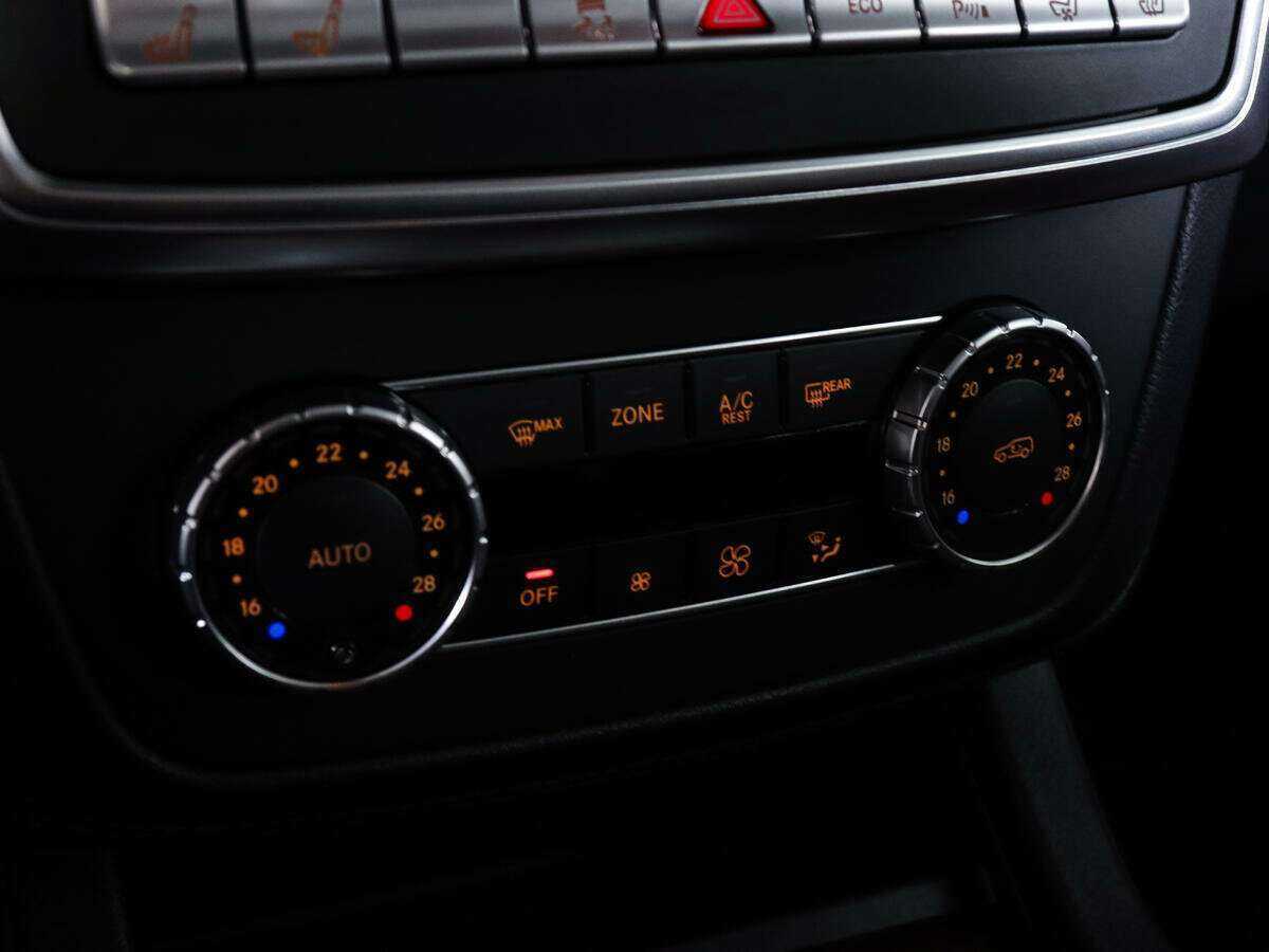 Купить Mercedes-Benz GL-Класс 350 CDI BlueTEC, 2015, 169 863 км, фото №26