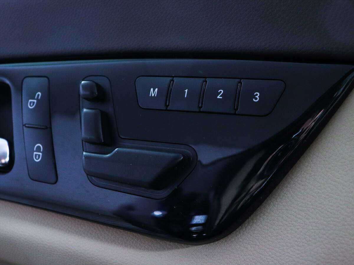 Купить Mercedes-Benz CLS 350, 2013, 137 370 км, фото №19