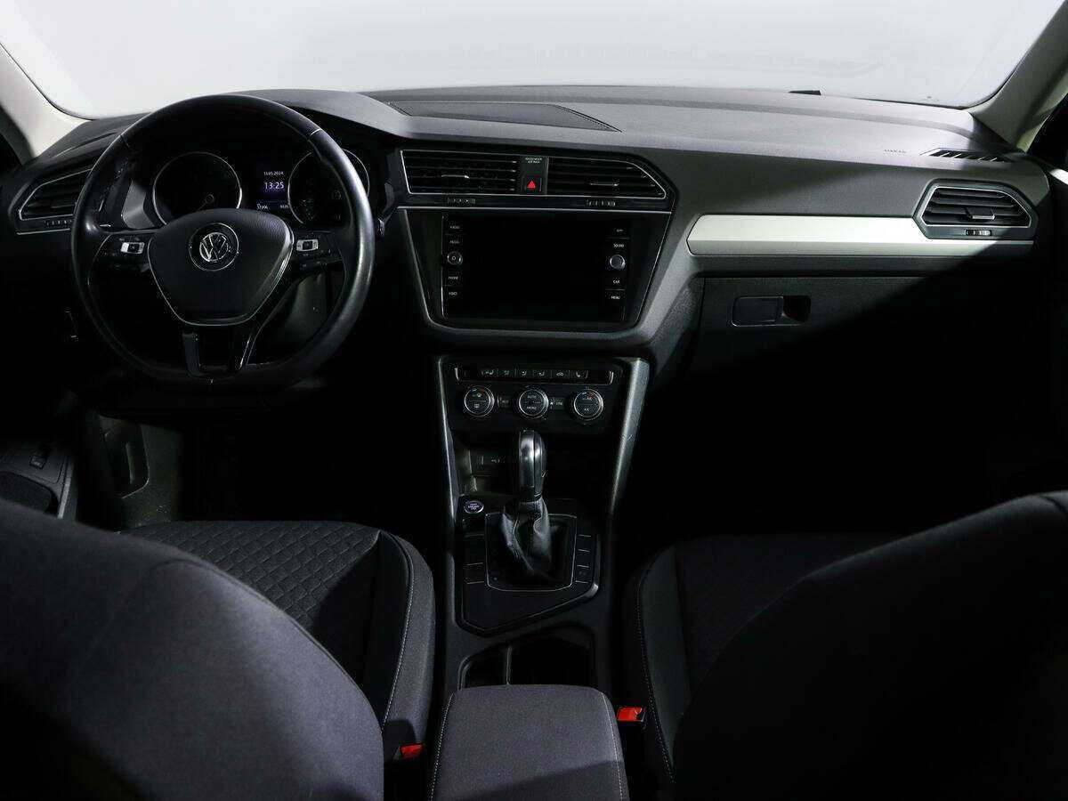 Купить Volkswagen Tiguan, 2020, 37 205 км, фото №10