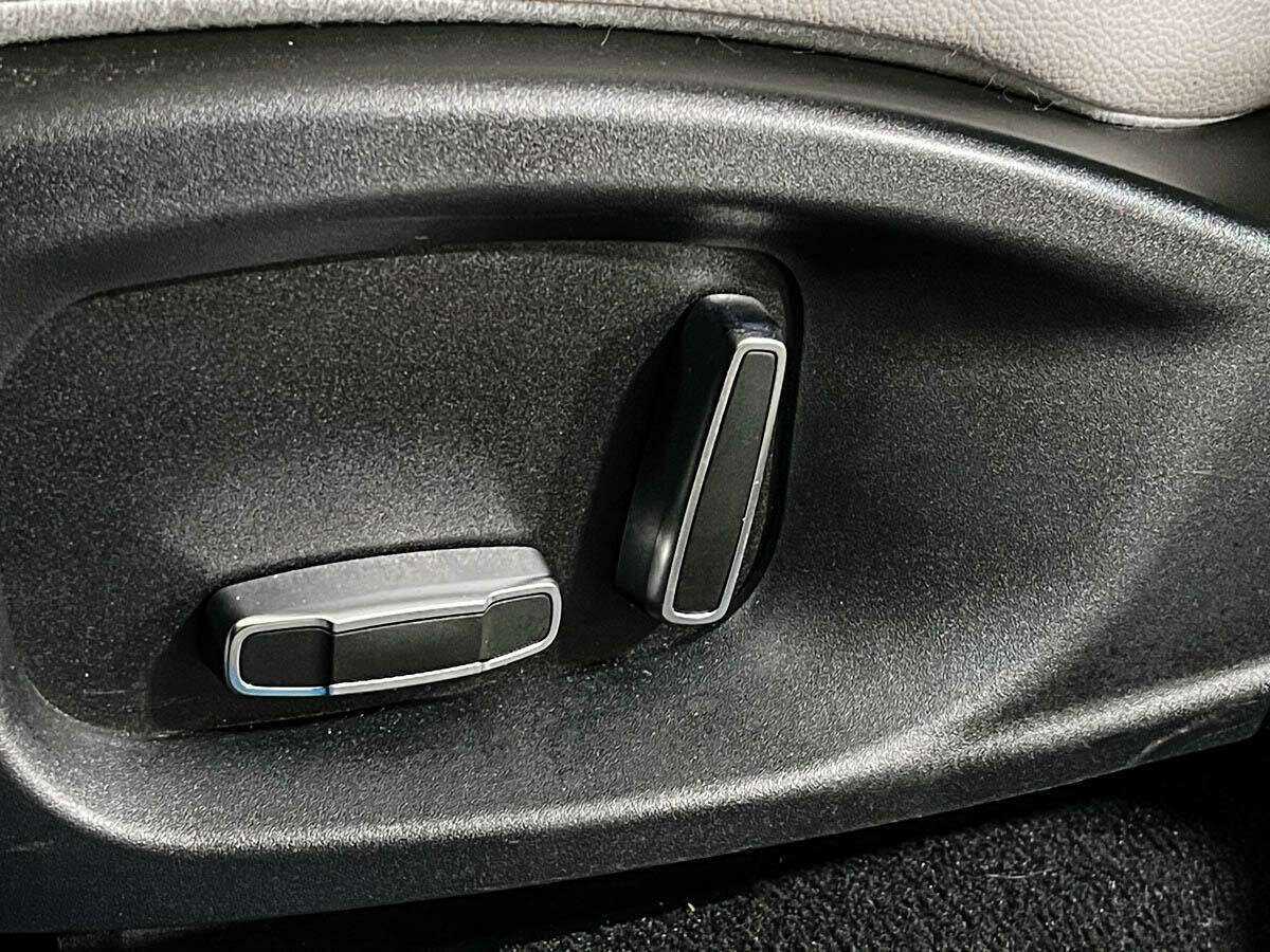 Купить Jaguar F-Pace, 2019, 88 930 км, фото №11