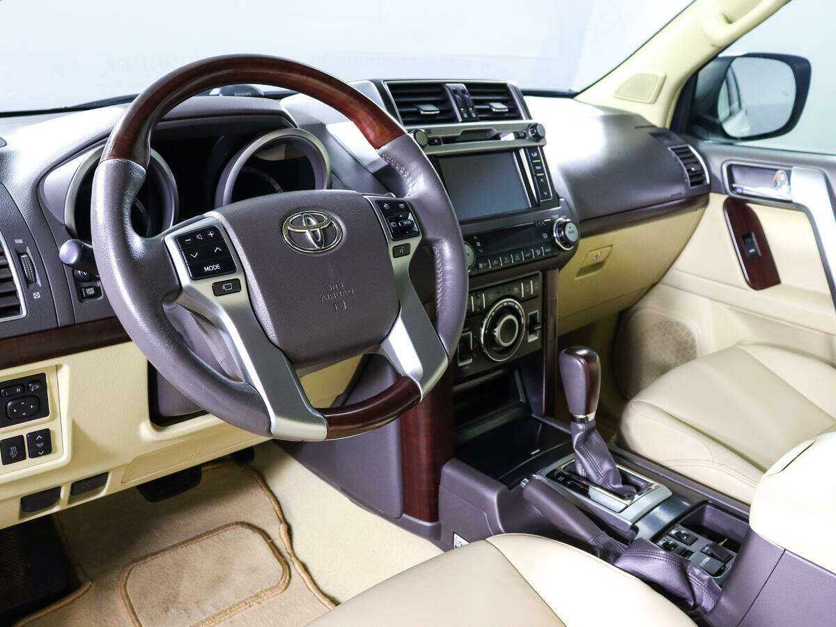 Купить Toyota Land Cruiser Prado, 2015, 72 200 км, фото №12