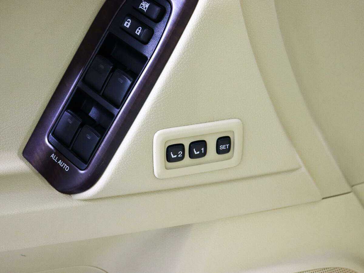 Купить Toyota Land Cruiser Prado, 2015, 72 200 км, фото №18