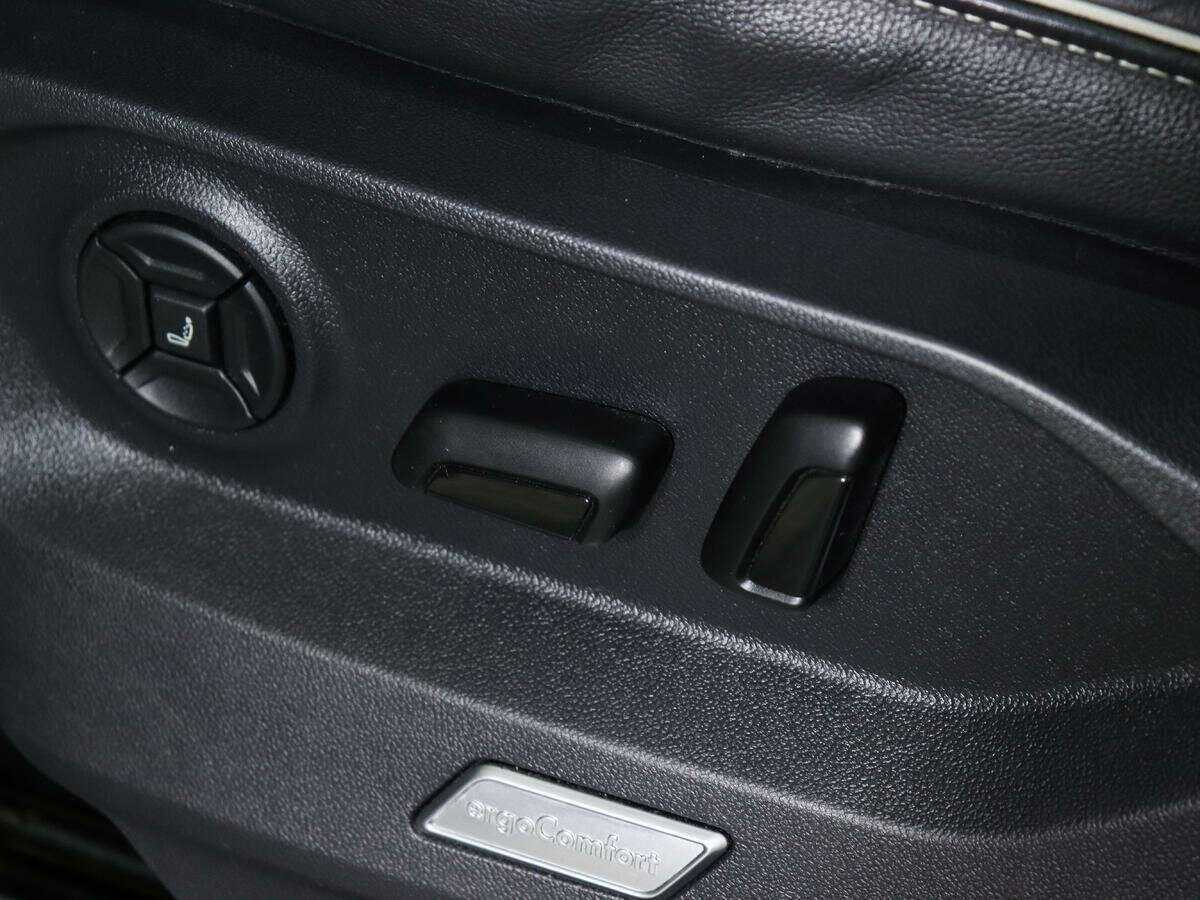 Купить Volkswagen Touareg, 2020, 58 000 км, фото №19