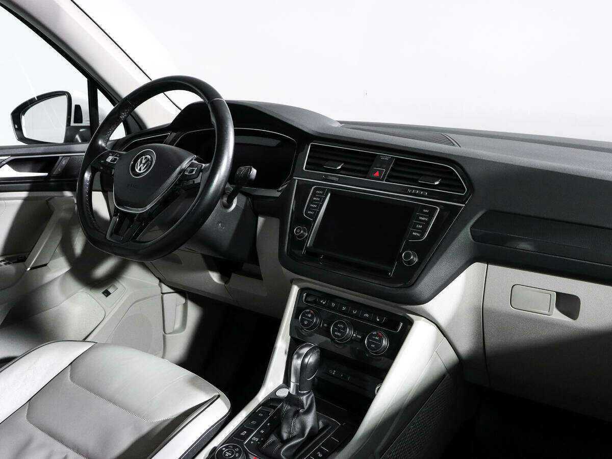 Купить Volkswagen Tiguan, 2017, 101 900 км, фото №7