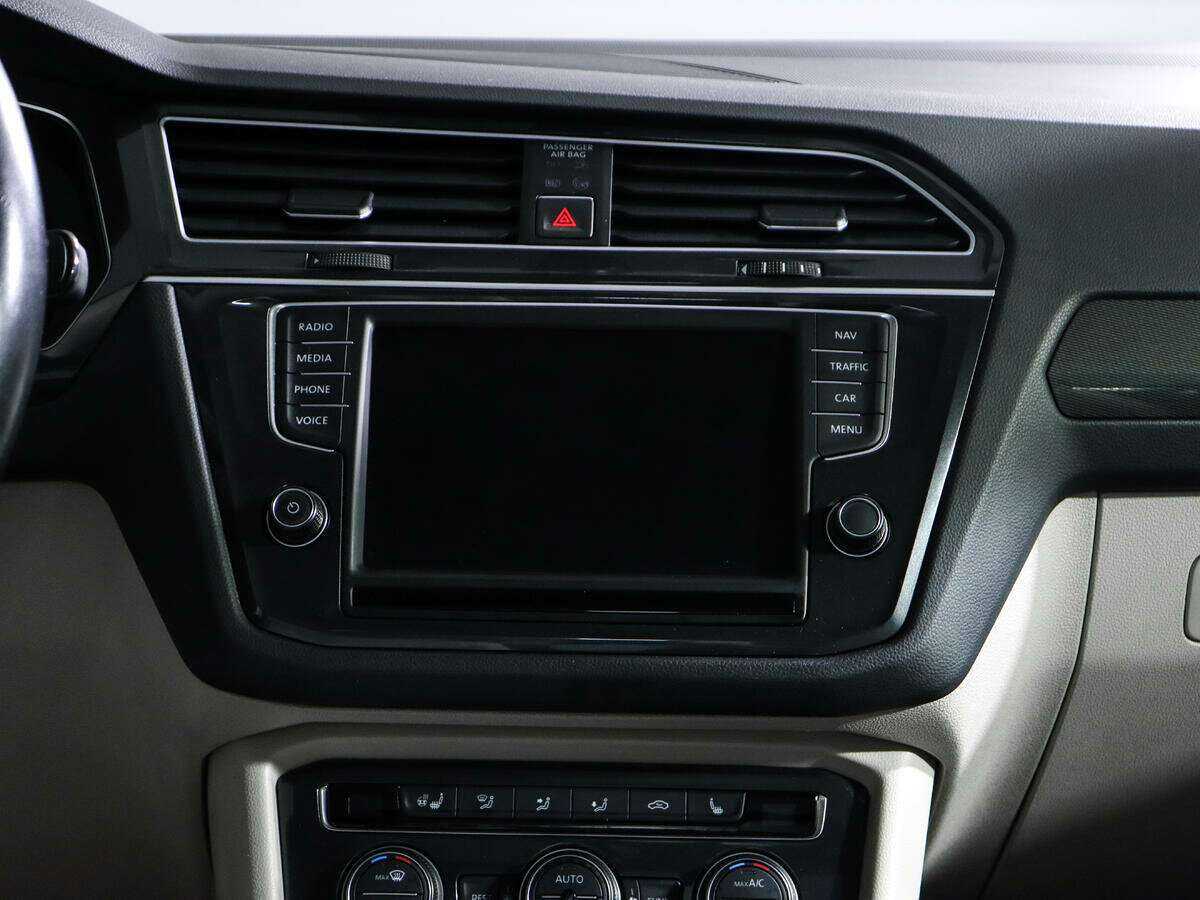 Купить Volkswagen Tiguan, 2017, 101 900 км, фото №11