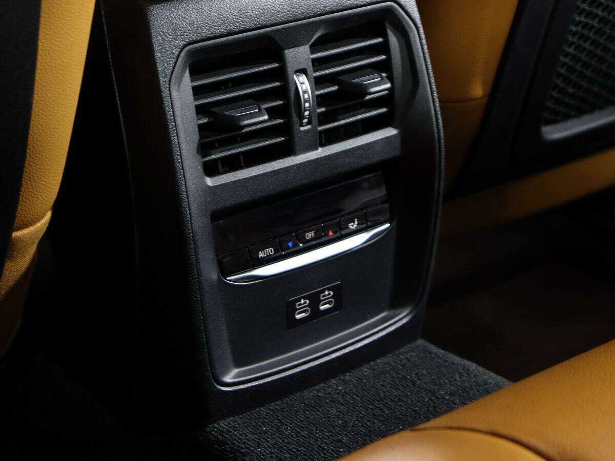 Купить BMW 3 серии 320d xDrive, 2020, 35 990 км, фото №15