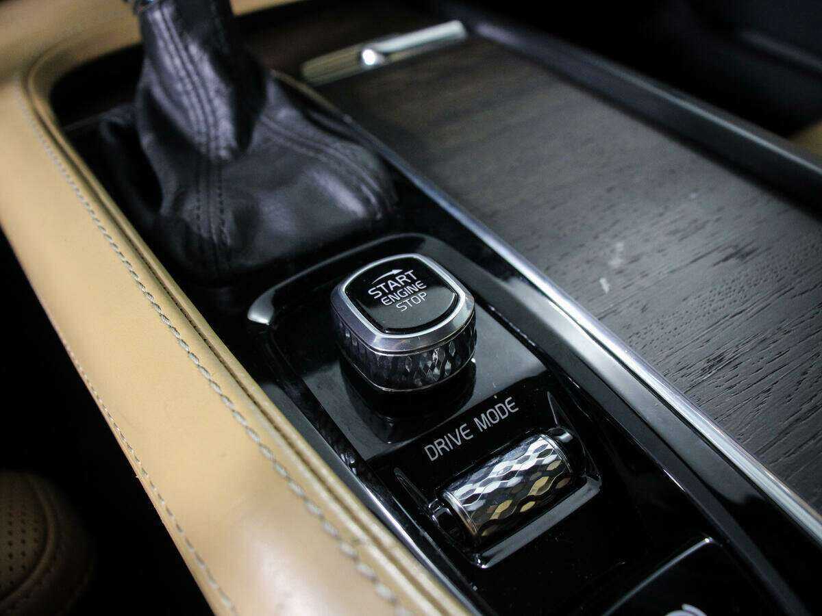 Купить Volvo S90 Long, 2020, 30 973 км, фото №21
