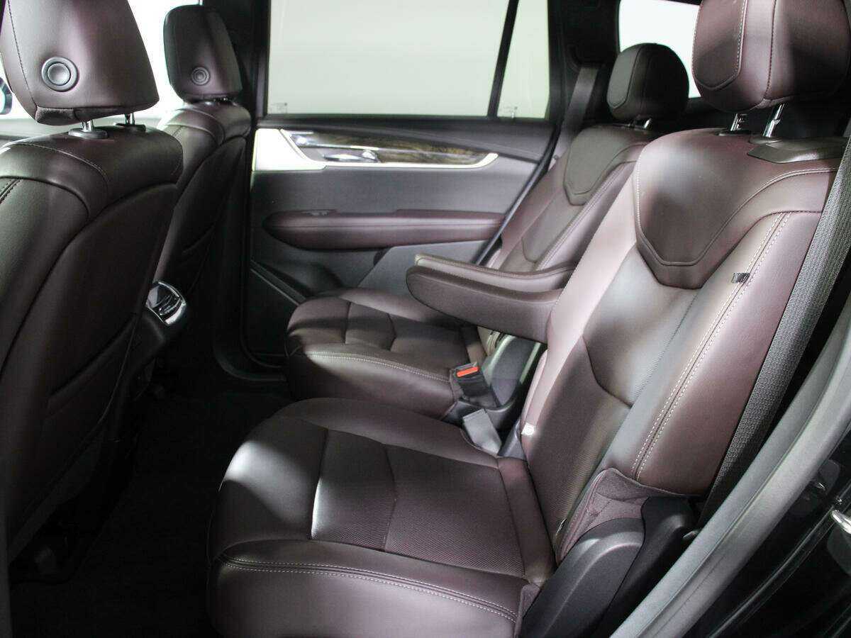 Купить Cadillac XT6, 2021, 36 340 км, фото №7