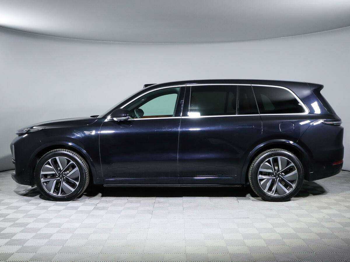 Купить LiXiang L9 44.5 kWh, 2023, 4 950 км, фото №8