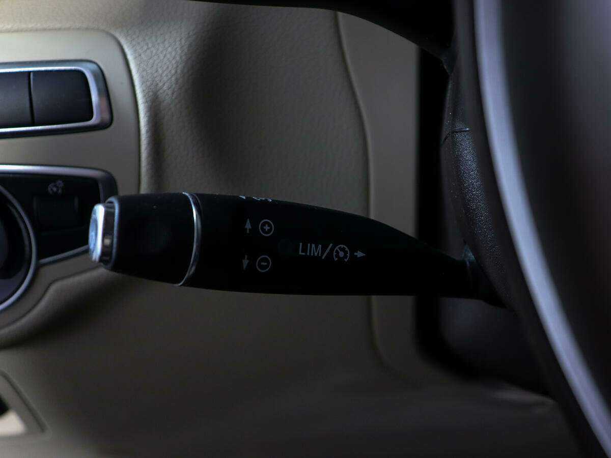 Купить Mercedes-Benz GLC 300, 2016, 139 936 км, фото №22