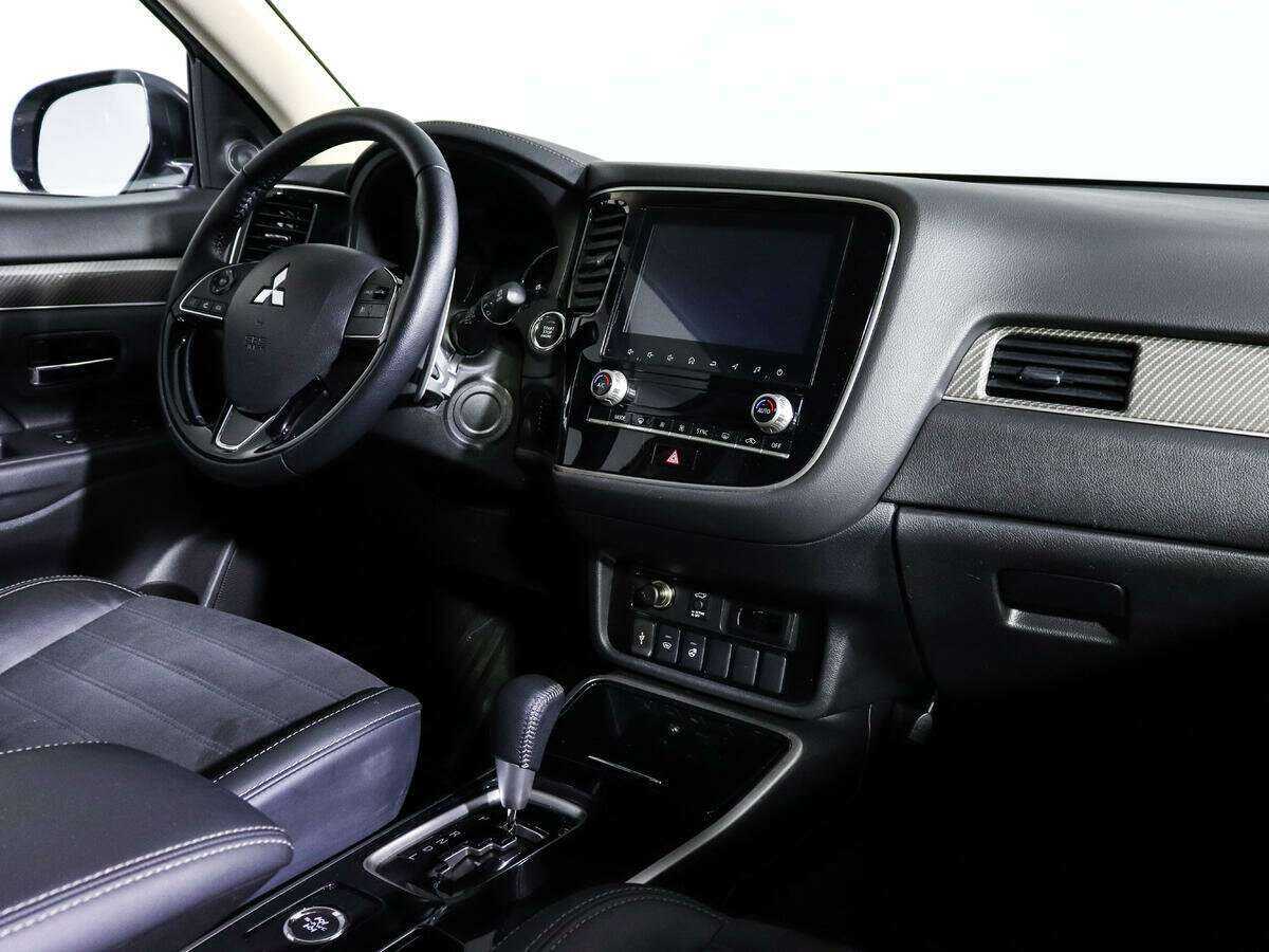 Купить Mitsubishi Outlander, 2022, 34 123 км, фото №9