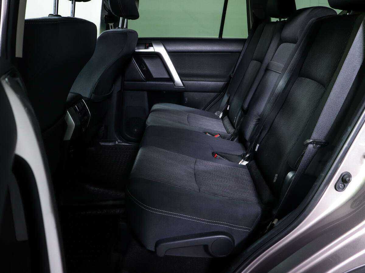 Купить Toyota Land Cruiser Prado Arctic Trucks AT38, 2019, 154 249 км, фото №9