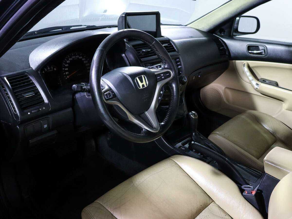 Купить Honda Accord, 2004, 374 809 км, фото №12