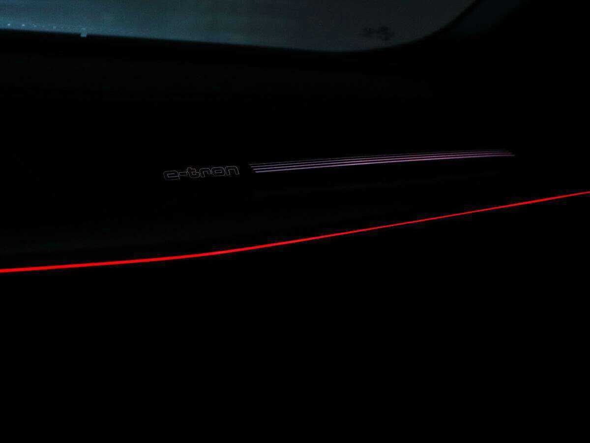 Купить Audi e-tron 55, 2020, 58 582 км, фото №24