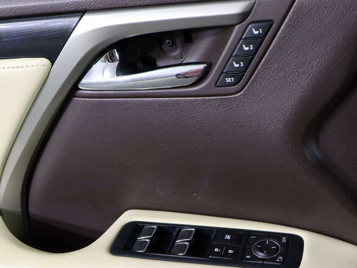 Купить Lexus RX 300, 2019, 45 170 км, фото №17
