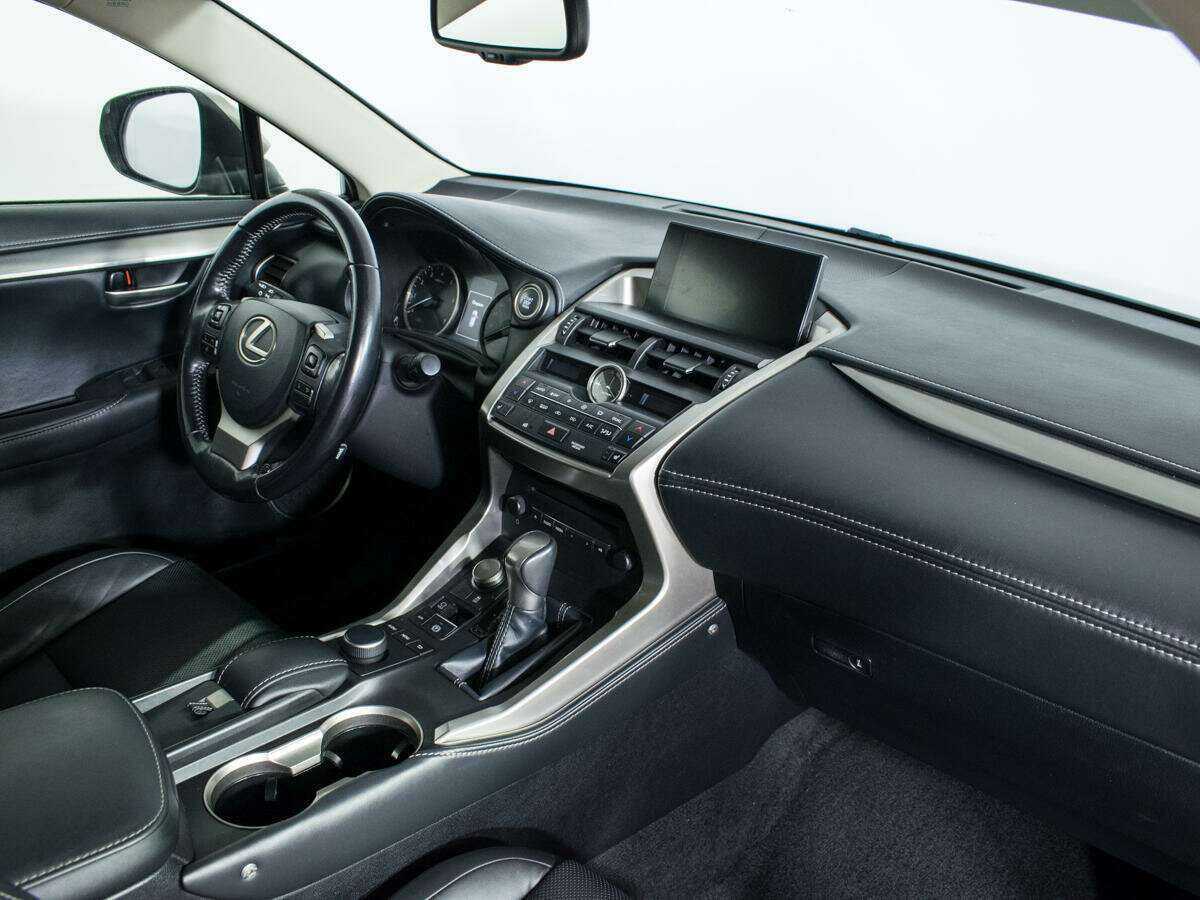 Купить Lexus NX 200t, 2015, 64 300 км, фото №9