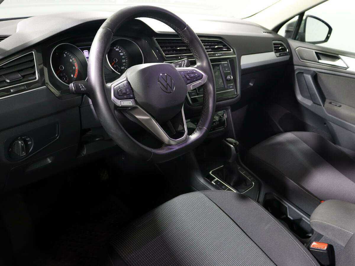 Купить Volkswagen Tiguan, 2021, 20 437 км, фото №13