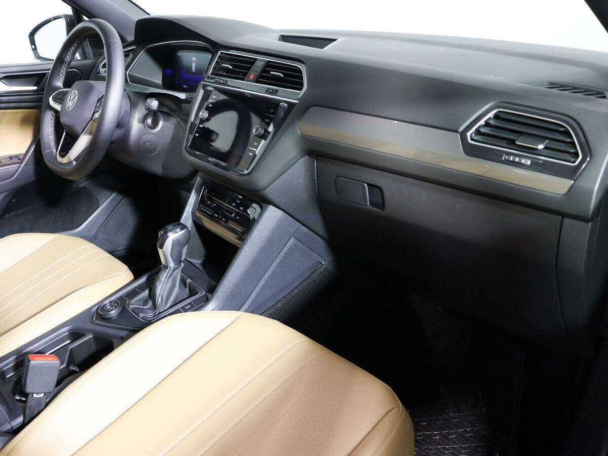 Купить Volkswagen Tiguan, 2022, 4 803 км, фото №6