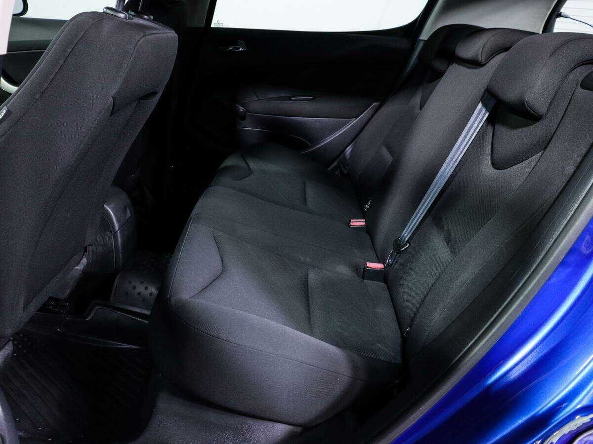 Купить Peugeot 308, 2010, 222 204 км, фото №8