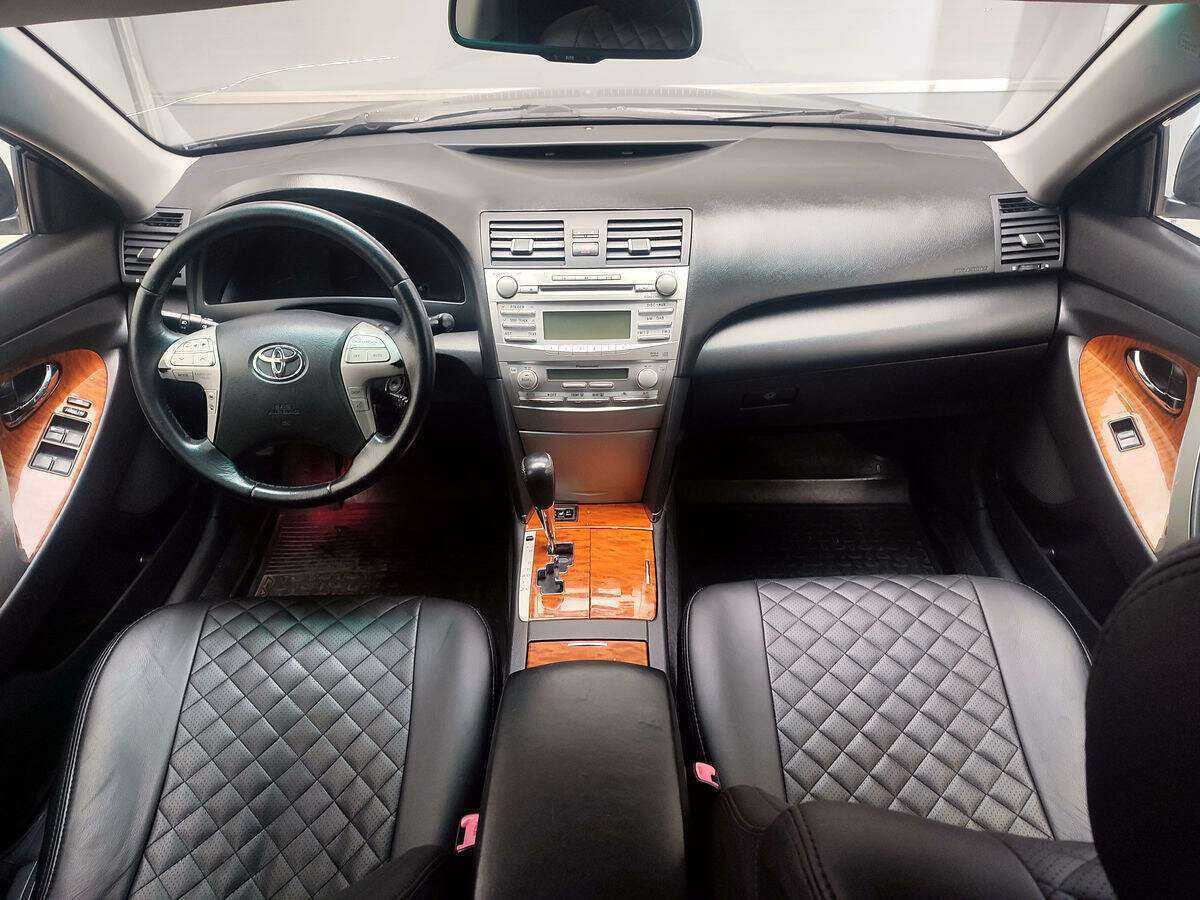 Купить Toyota Camry, 2010, 289 514 км, фото №9