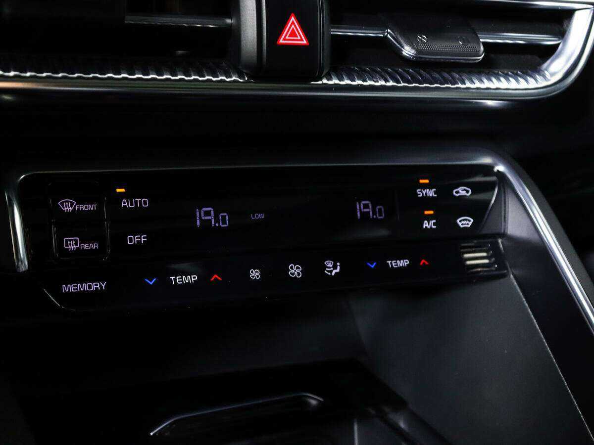 Купить Kia K5, 2021, 76 569 км, фото №17