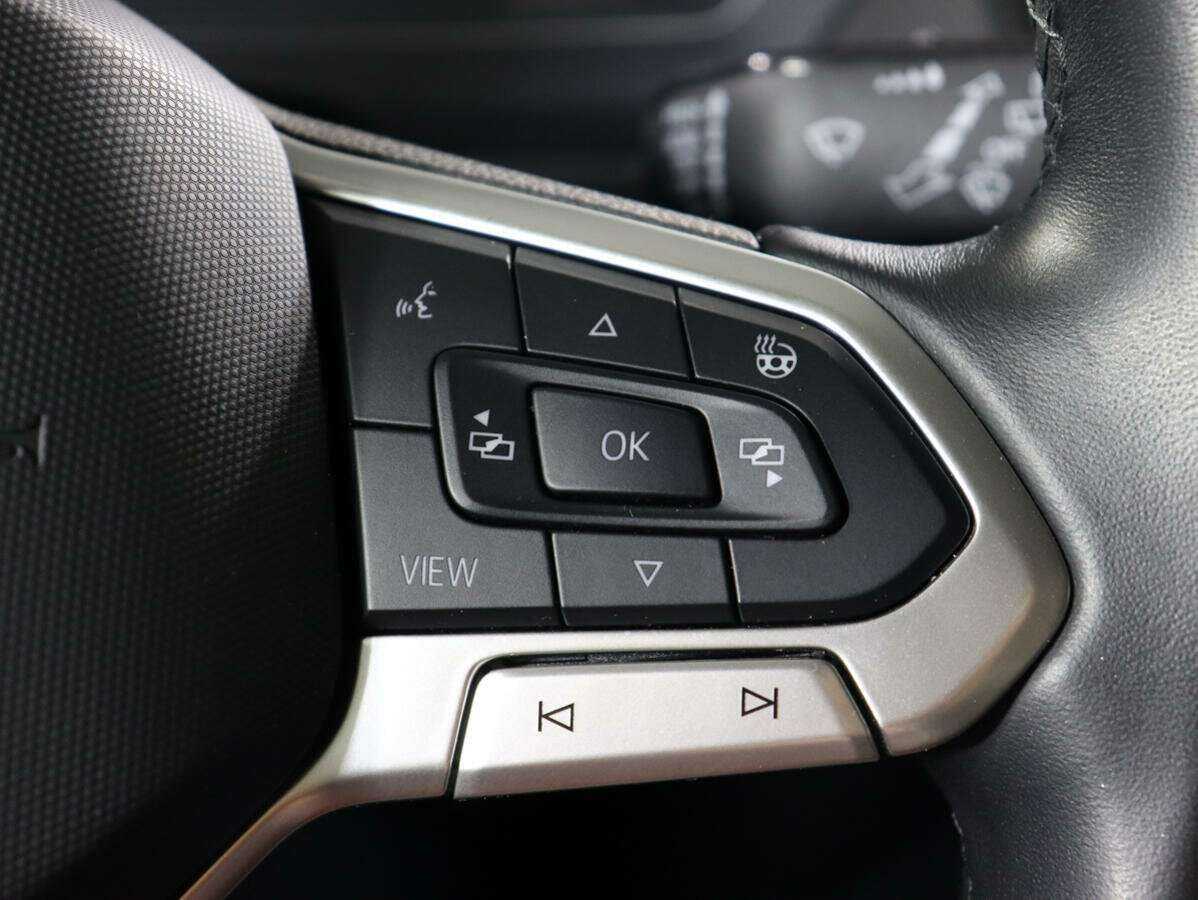 Купить Volkswagen Tiguan, 2021, 42 285 км, фото №25