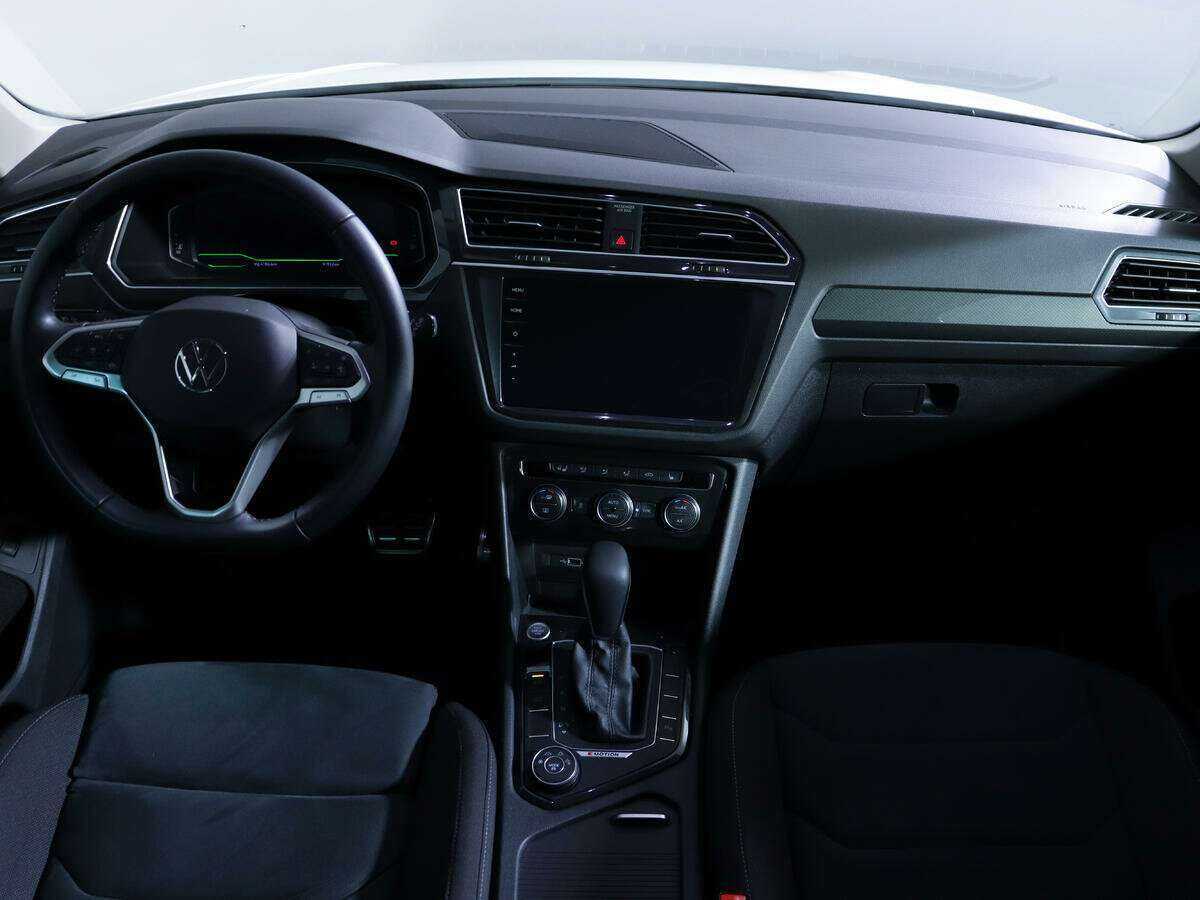 Купить Volkswagen Tiguan, 2019, 91 951 км, фото №10