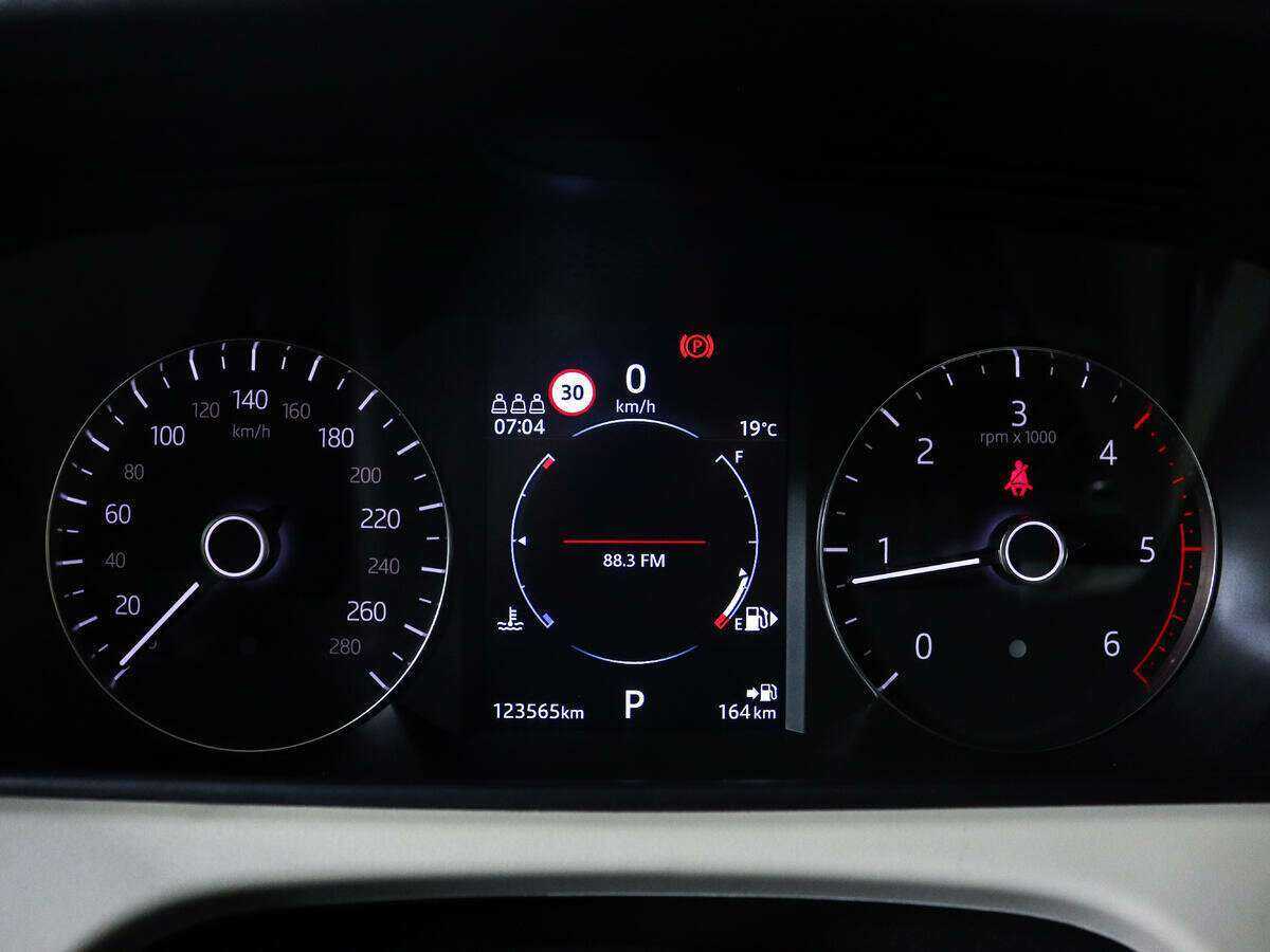 Купить Land Rover Range Rover Velar, 2019, 123 550 км, фото №11