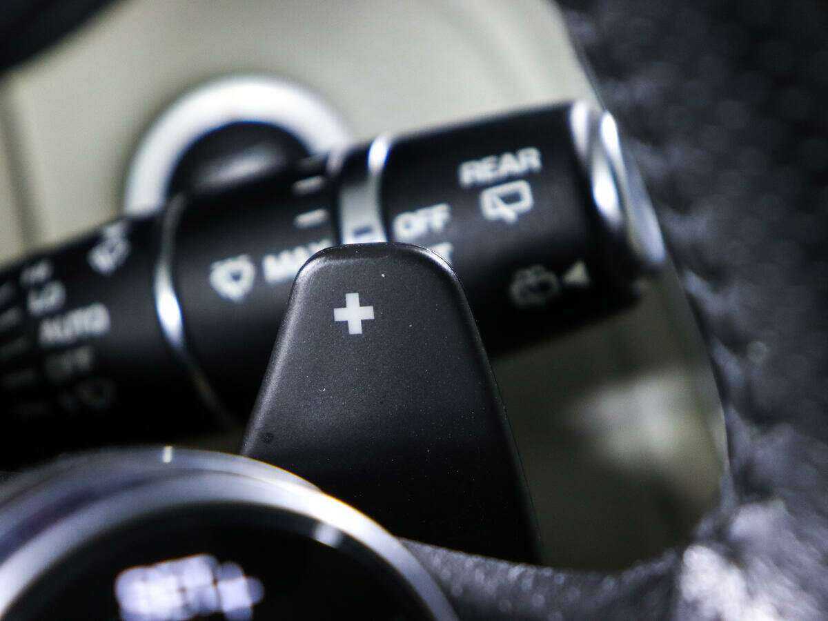 Купить Land Rover Range Rover Velar, 2019, 123 550 км, фото №23