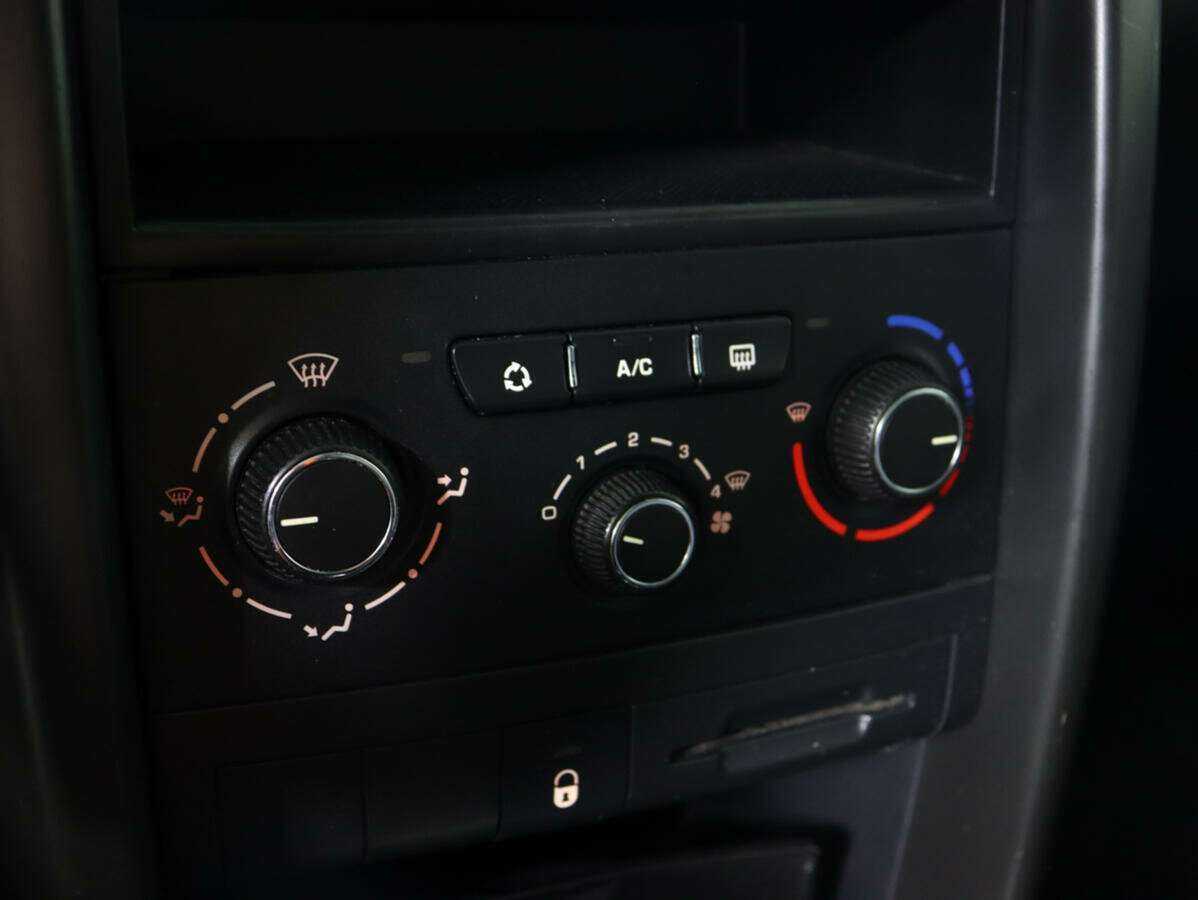 Купить Peugeot 207, 2010, 108 000 км, фото №13