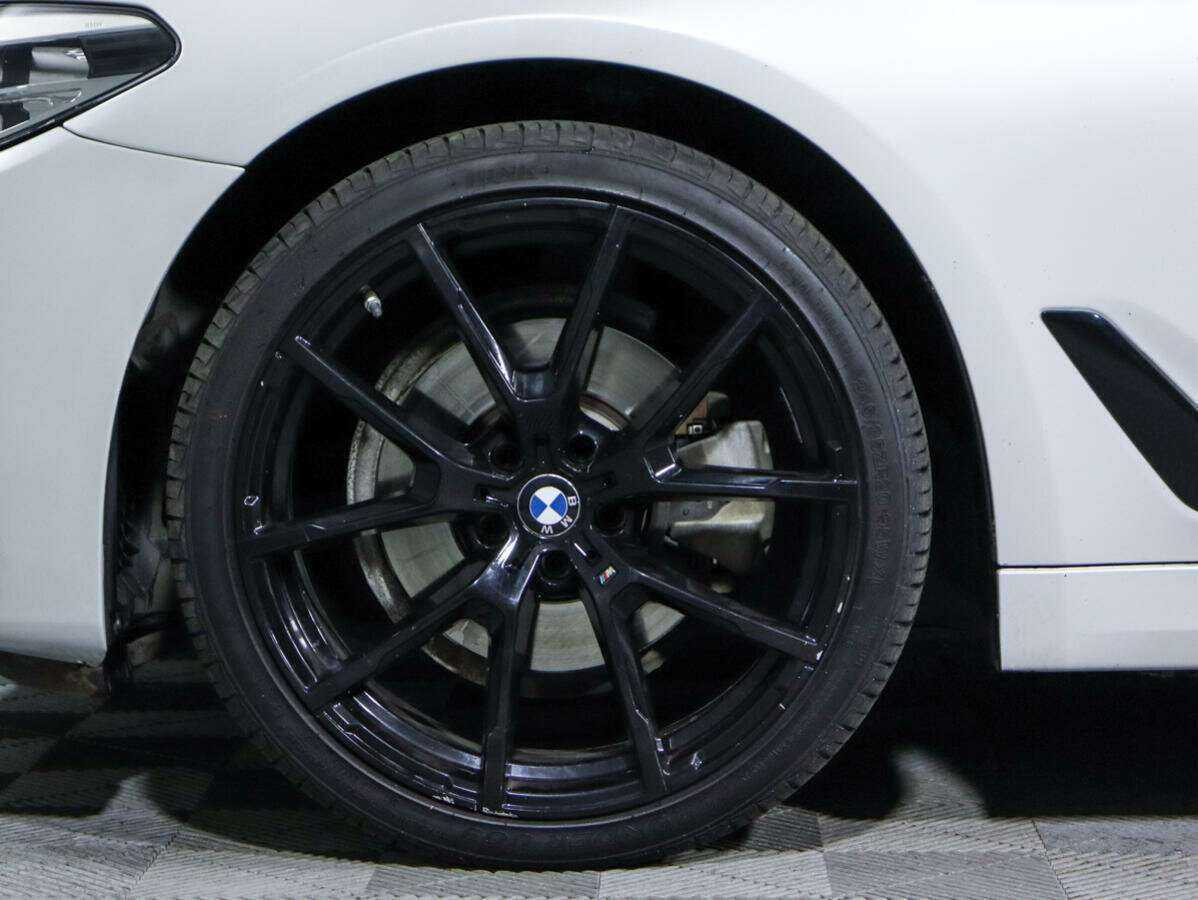 Купить BMW 5 серии 520d xDrive, 2018, 175 697 км, фото №13