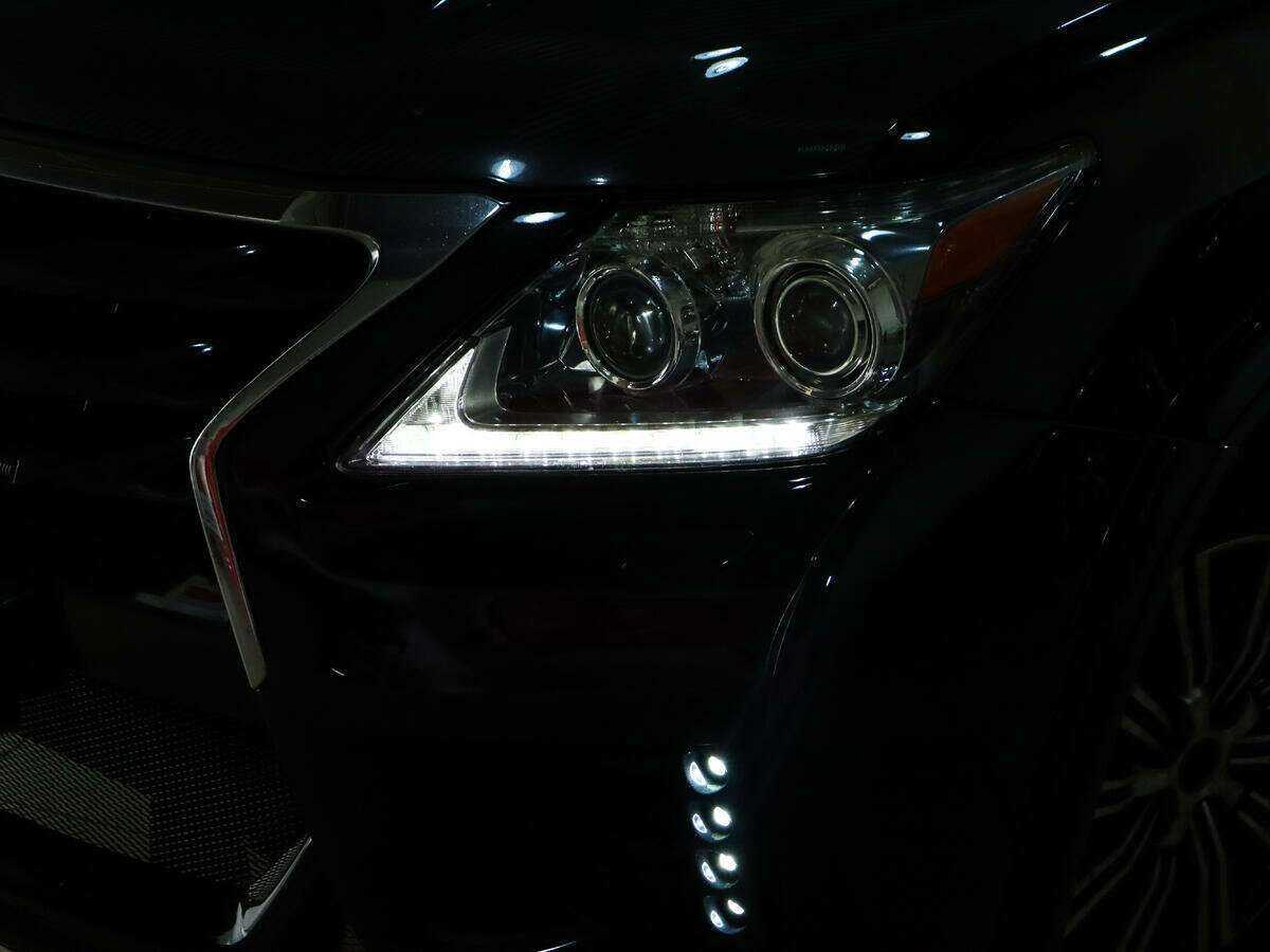 Купить Lexus LX 570, 2015, 174 568 км, фото №11