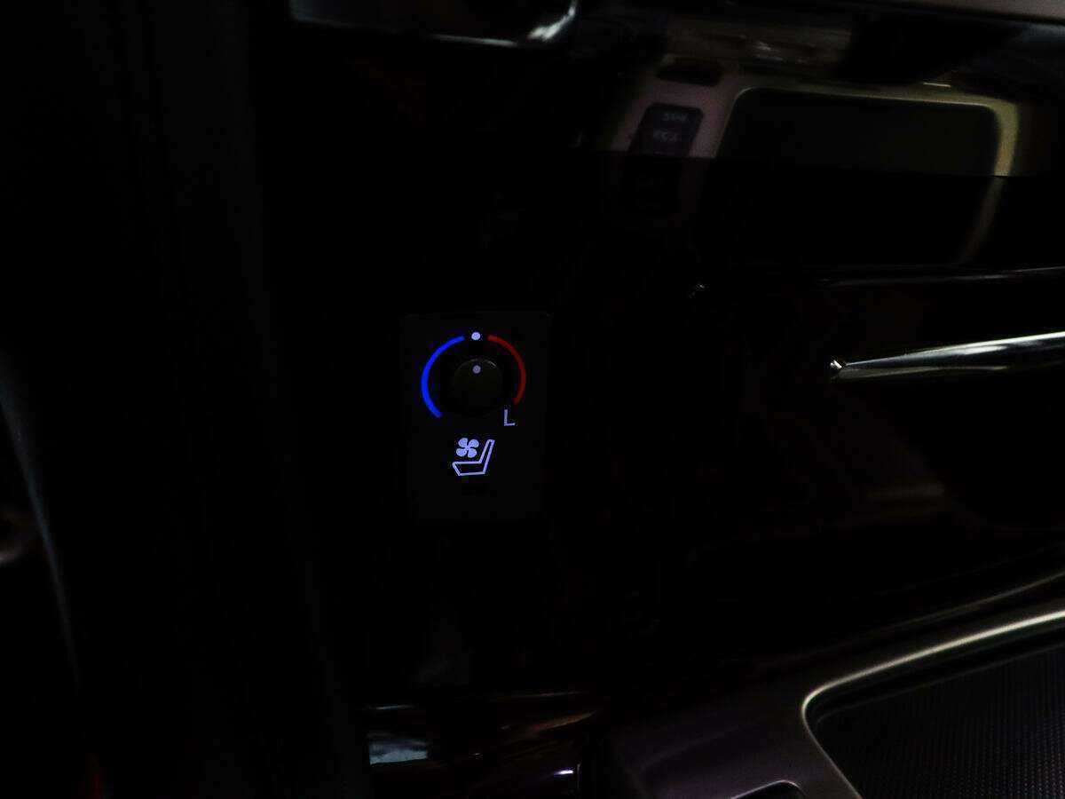 Купить Lexus LX 570, 2015, 174 568 км, фото №17