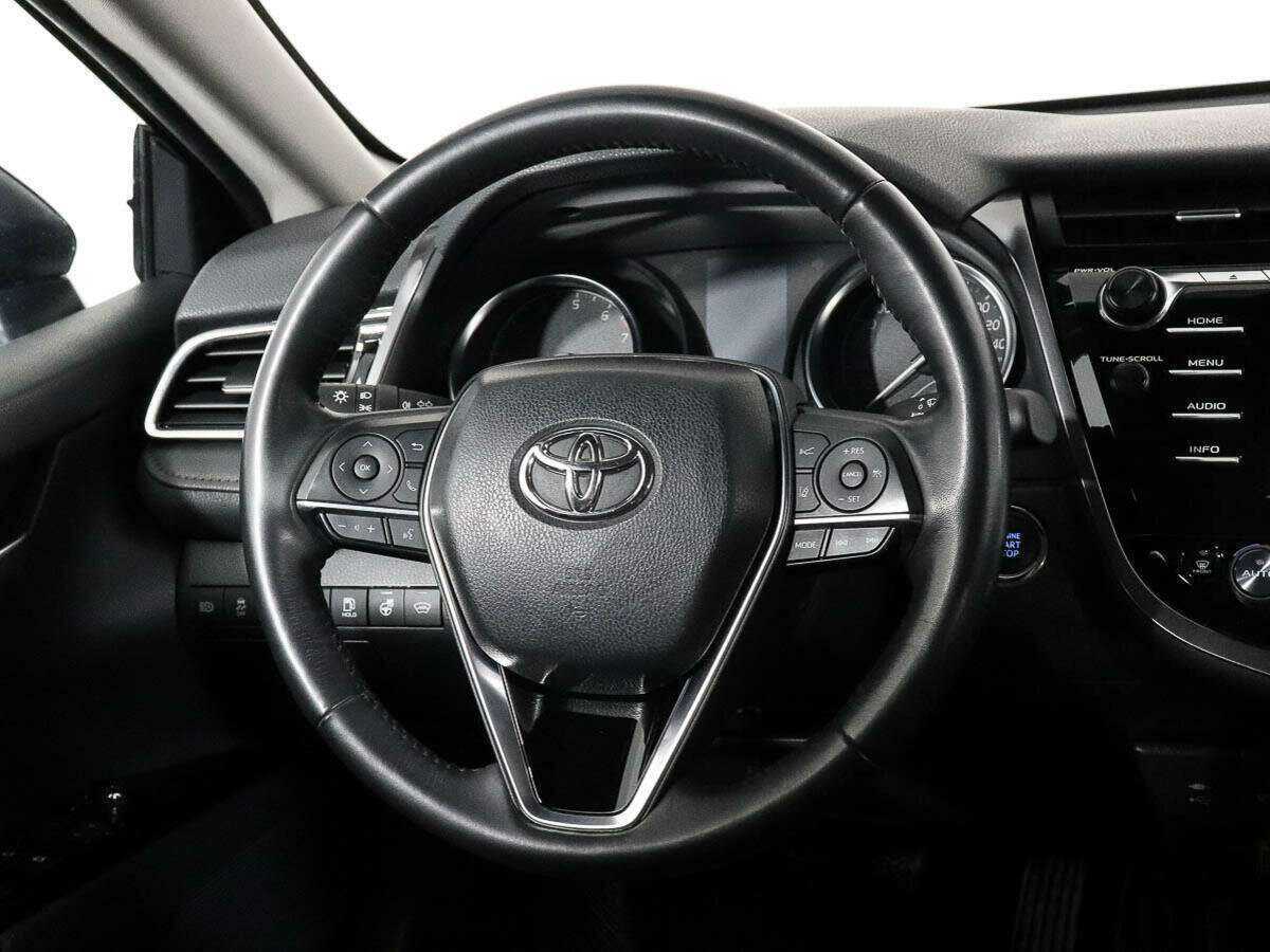 Купить Toyota Camry, 2020, 42 250 км, фото №10