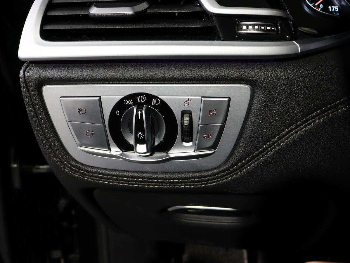 Купить BMW 7 серии 750d xDrive, 2018, 125 919 км, фото №20