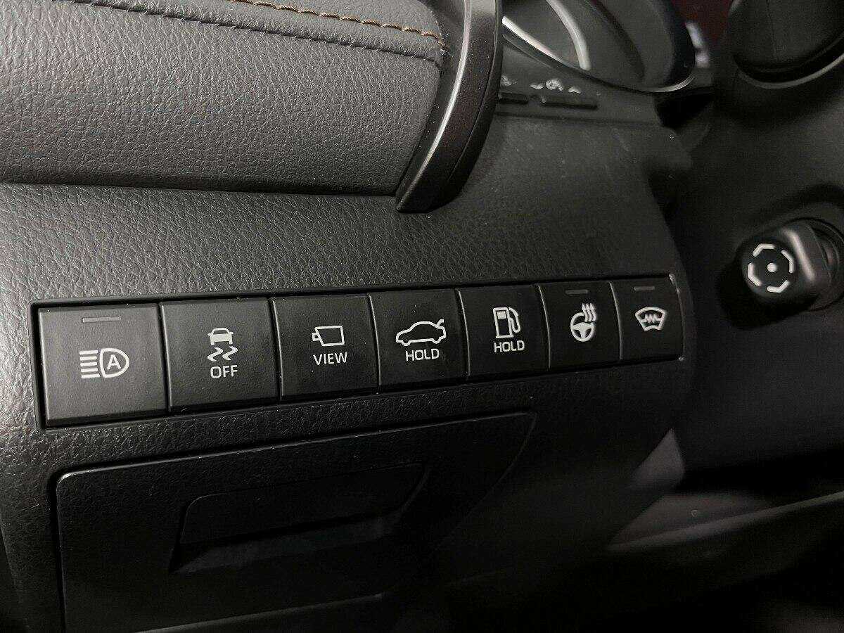 Купить Toyota Camry, 2019, 32 110 км, фото №13