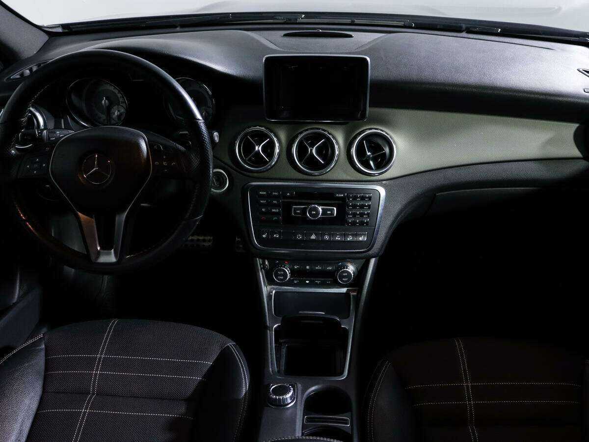 Купить Mercedes-Benz GLA 250, 2015, 126 700 км, фото №10