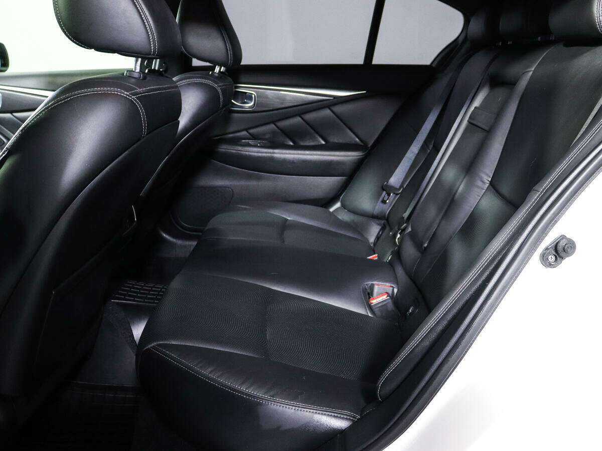 Купить Infiniti Q50, 2017, 104 066 км, фото №7