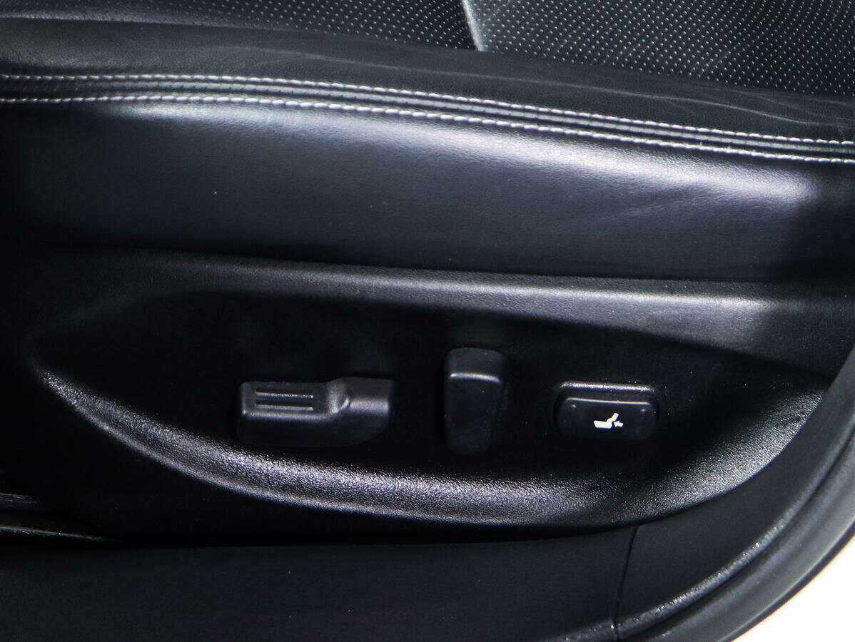 Купить Infiniti Q50, 2017, 104 066 км, фото №20