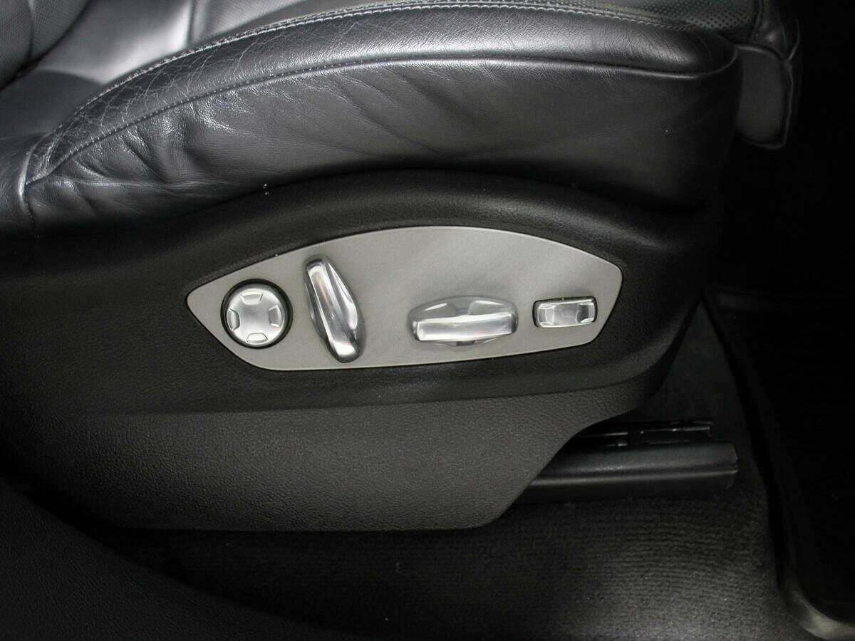 Купить Porsche Cayenne Turbo, 2010, 200 357 км, фото №15