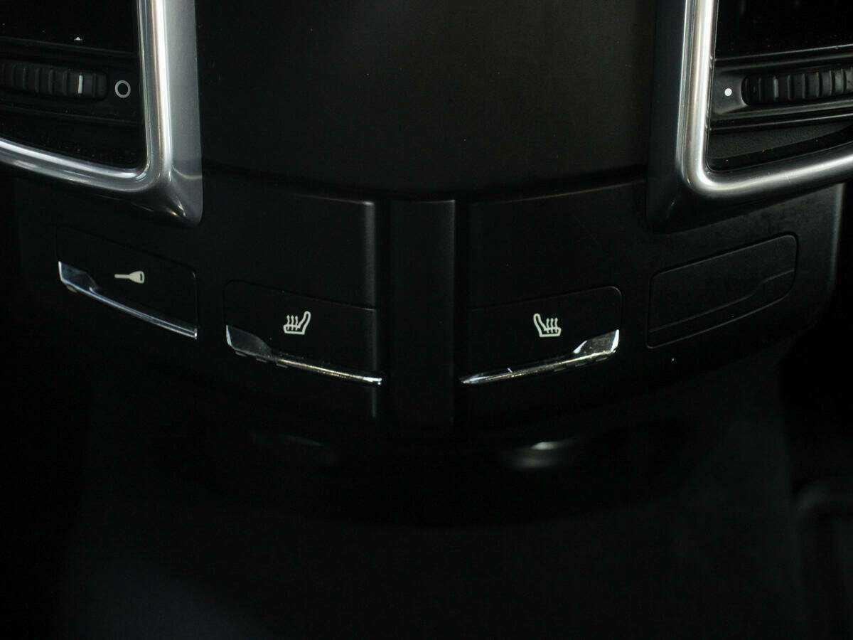 Купить Porsche Cayenne Turbo, 2010, 200 357 км, фото №16