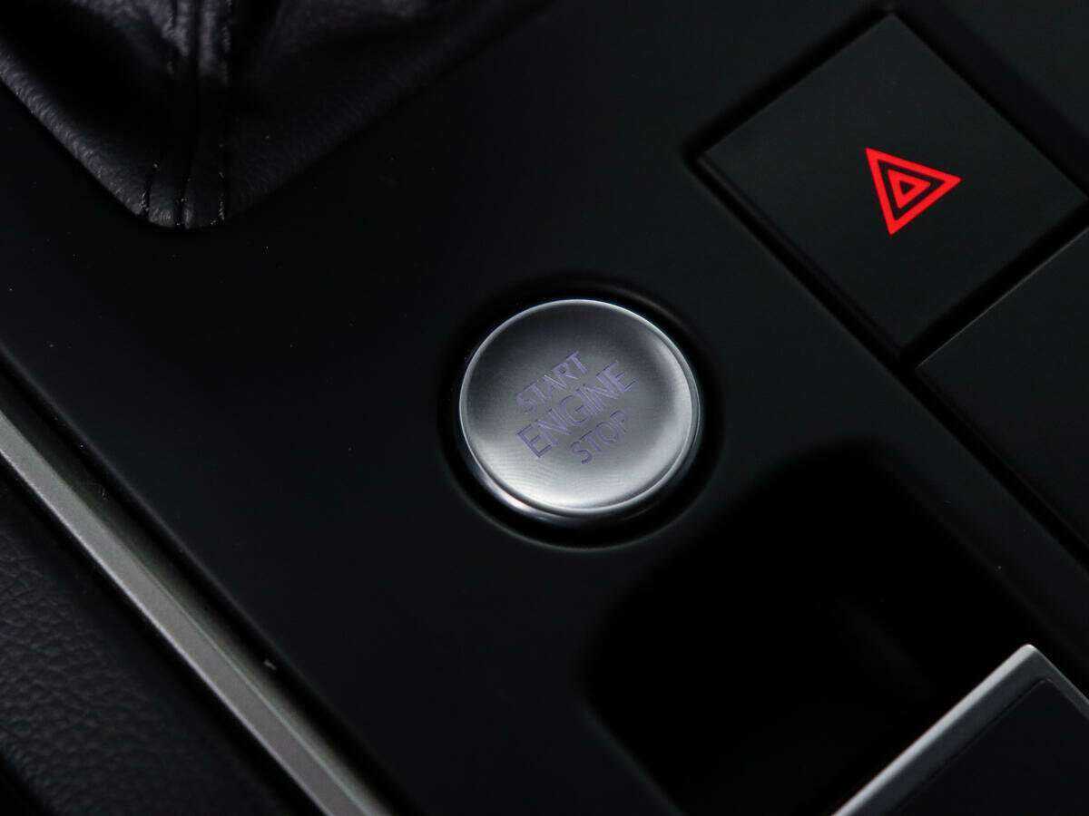 Купить Volkswagen Touareg, 2019, 139 110 км, фото №19