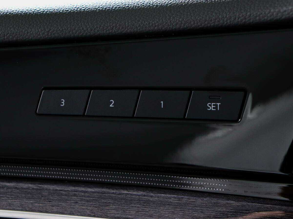 Купить Volkswagen Touareg, 2019, 139 110 км, фото №20