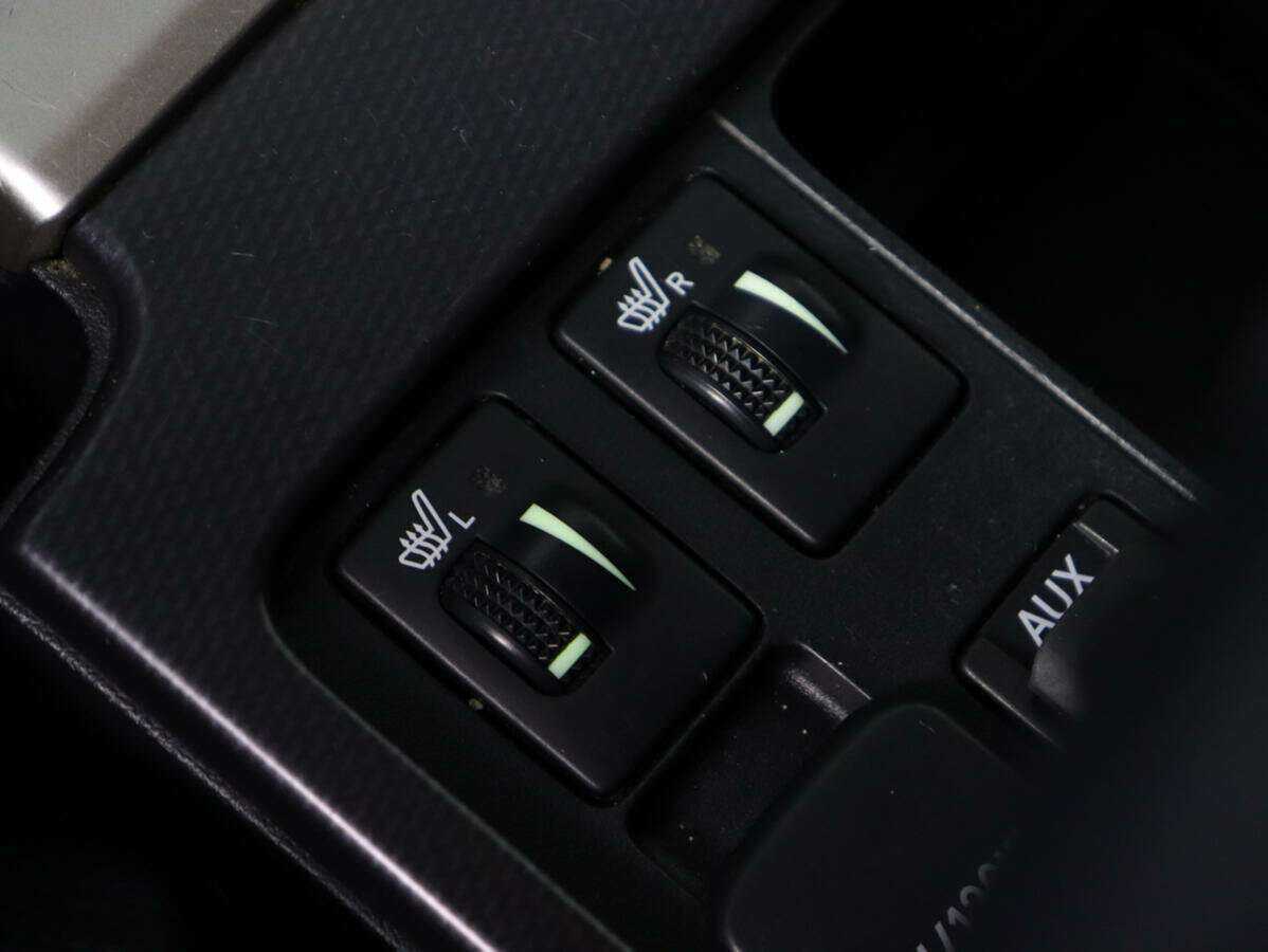 Купить Toyota Land Cruiser Prado, 2011, 312 924 км, фото №17