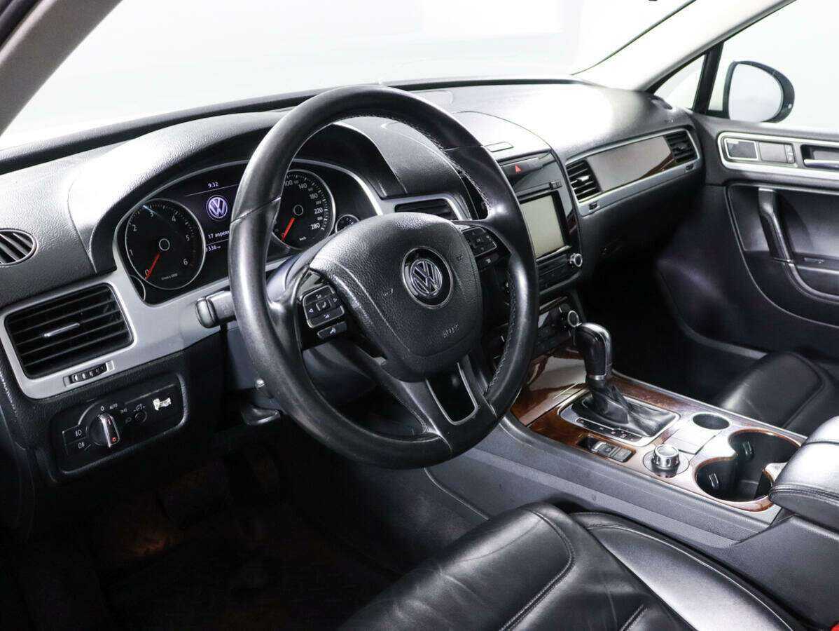 Купить Volkswagen Touareg, 2012, 189 500 км, фото №9