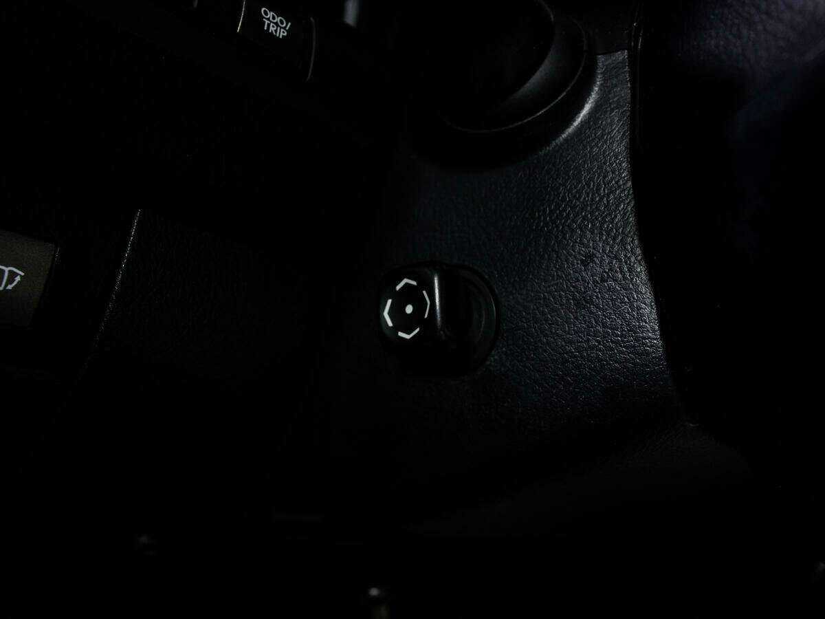 Купить Lexus LX 570, 2012, 297 000 км, фото №18