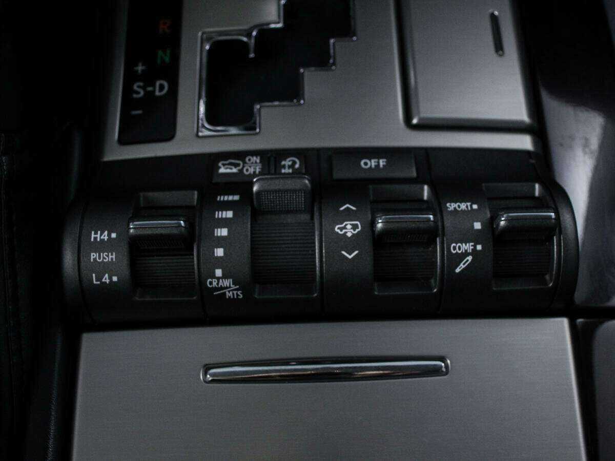Купить Lexus LX 570, 2012, 297 000 км, фото №20