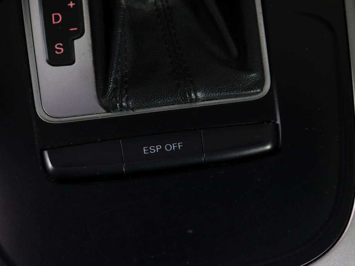 Купить Audi A4, 2010, 173 993 км, фото №17